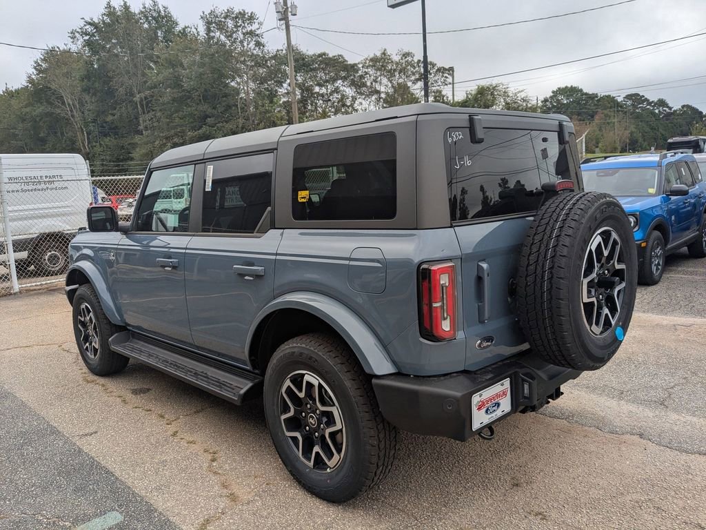 New 2025 Ford Bronco Outer Banks AWD/4WD image 9