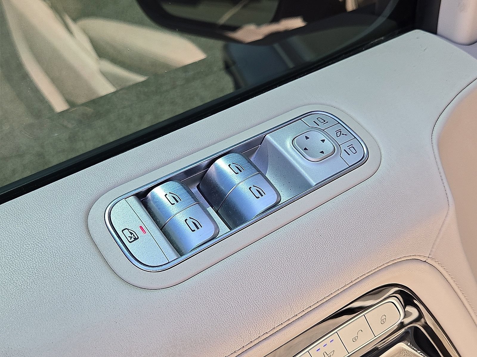 Used 2023 Mercedes-Benz G 550 image 21