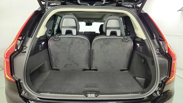 New 2026 Volvo XC90 B6 Plus w/ Protection Package AWD/4WD image 40