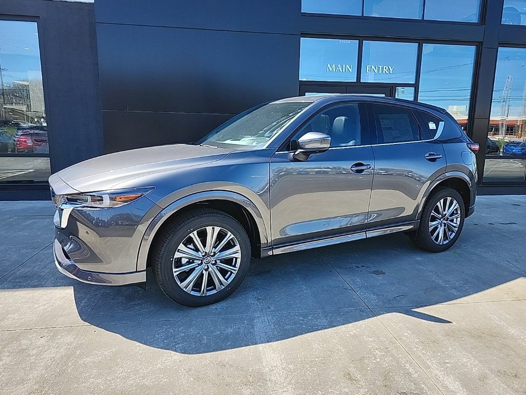 New 2025 MAZDA CX-5 Signature image 2