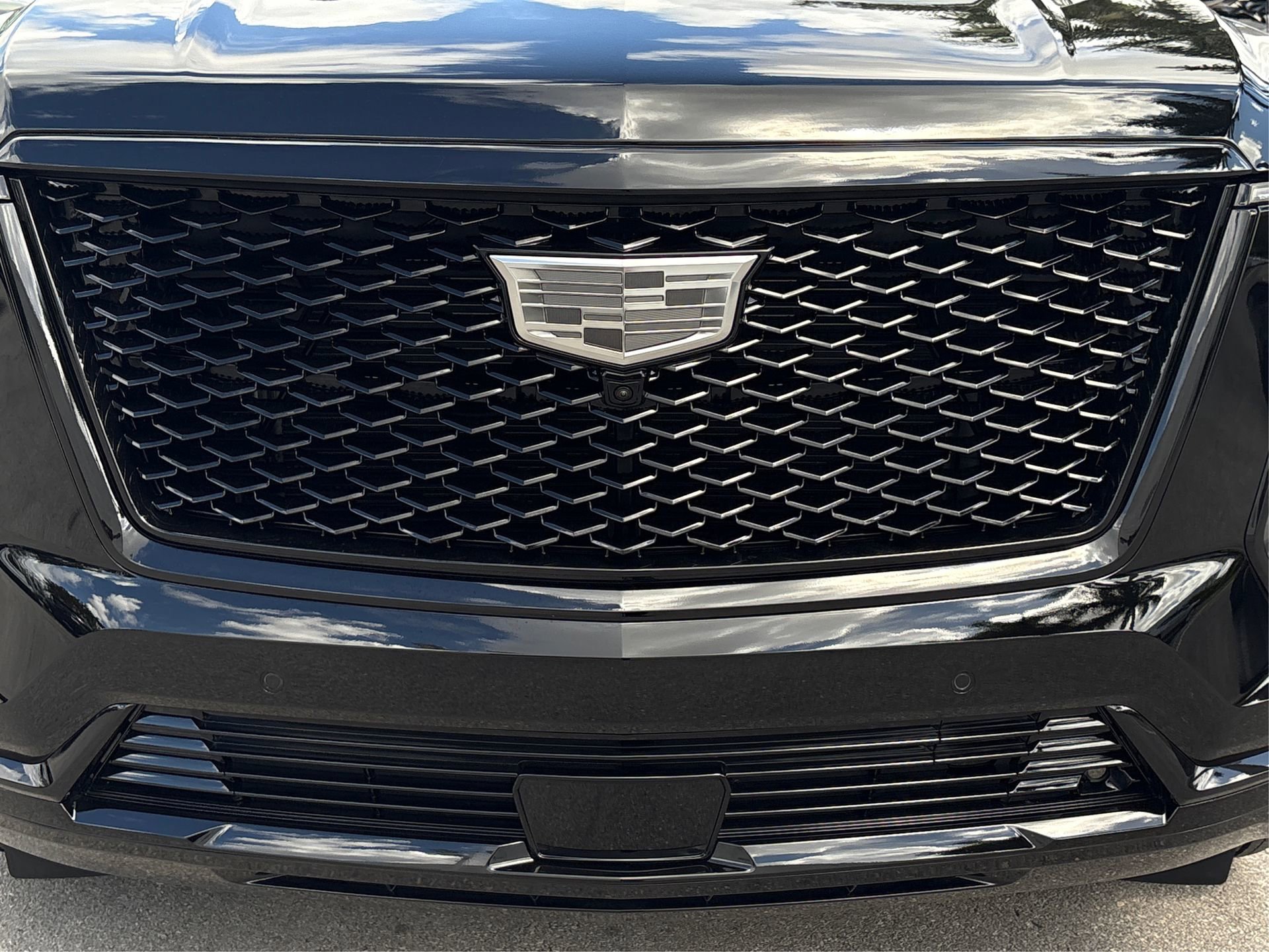 Used 2026 Cadillac Escalade Sport w/ LPO, ONYX Package image 17