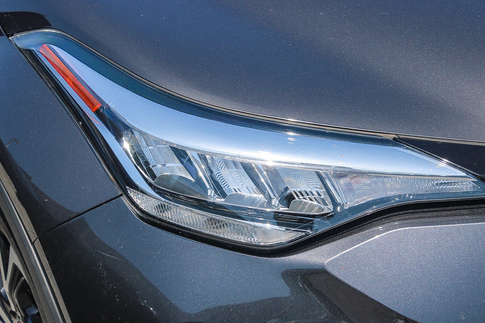 Certified 2021 Toyota C-HR XLE FWD image 2