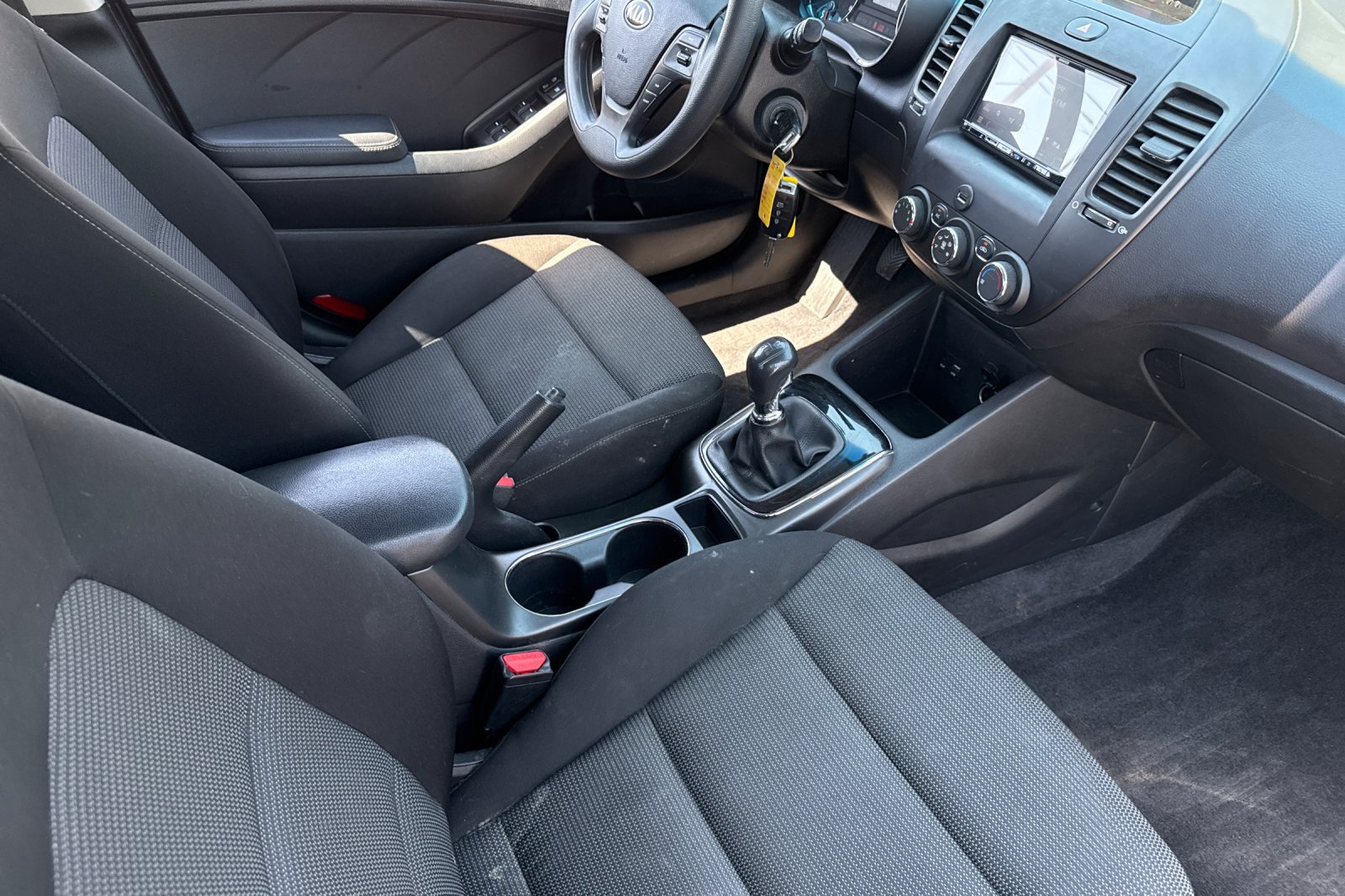 Used 2017 Kia Forte LX FWD image 16