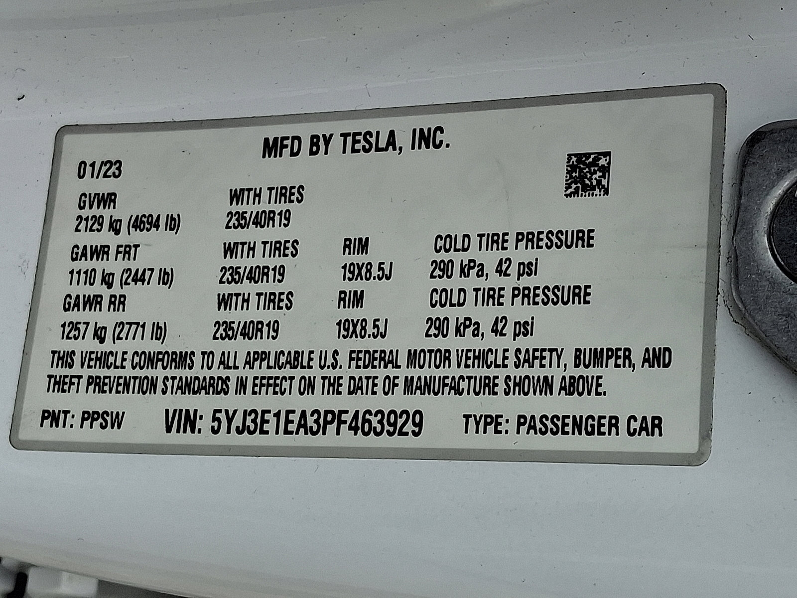 Used 2023 Tesla Model 3 Standard Range image 26