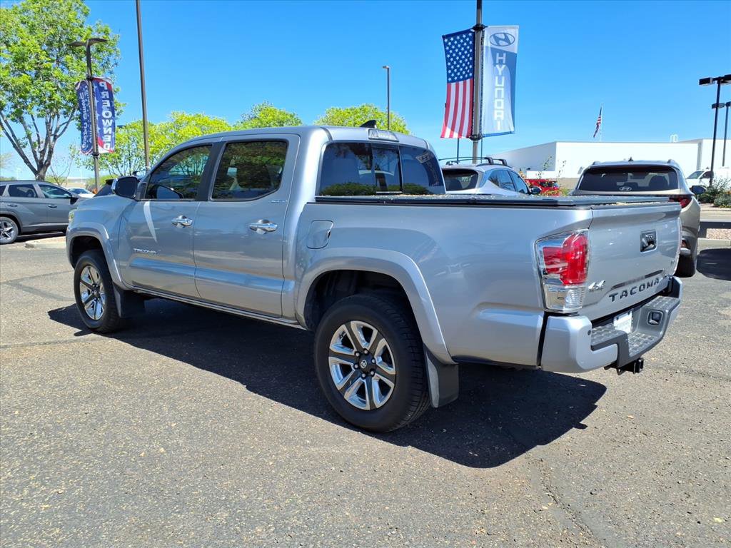 Used 2017 Toyota Tacoma Limited image 7