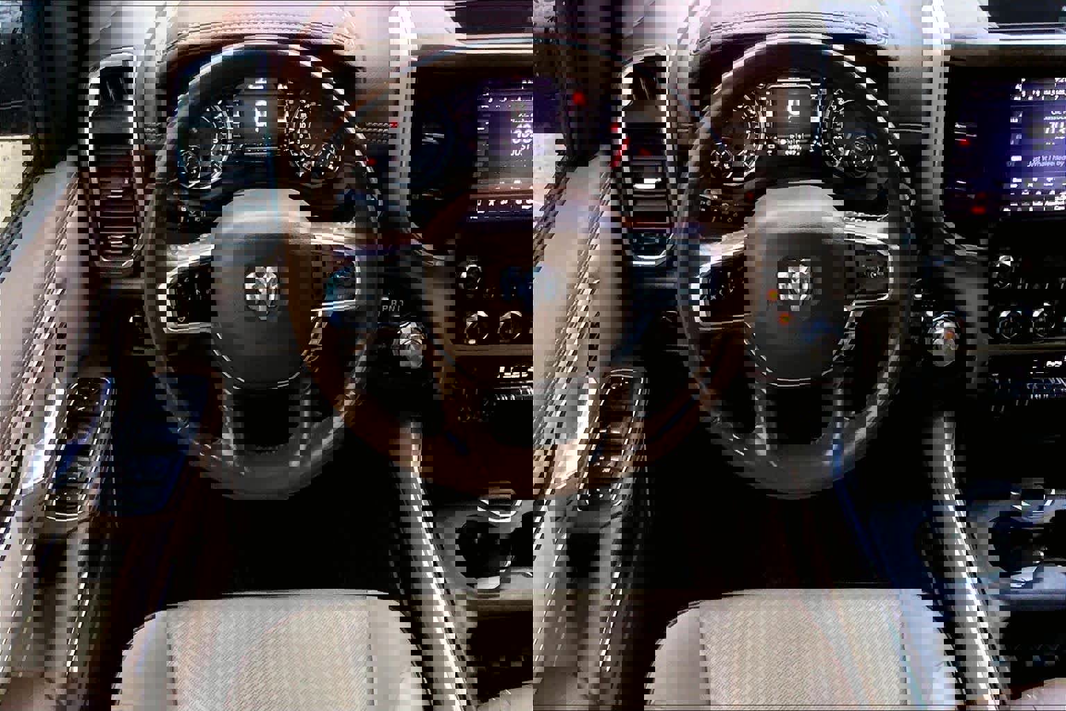 Used 2021 RAM 1500 Laramie AWD/4WD image 6