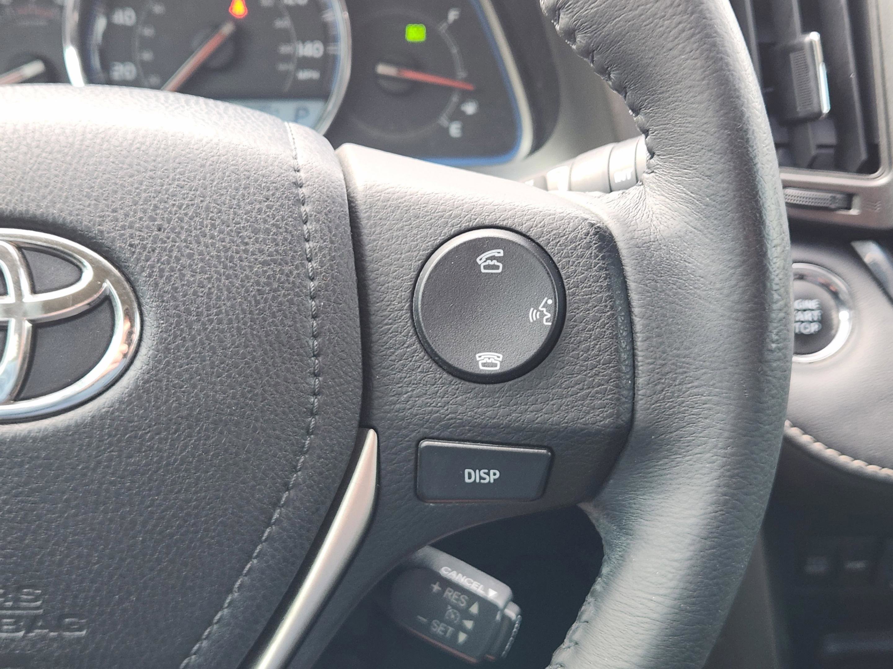 Used 2014 Toyota RAV4 Limited w/ Technology Package FWD image 29