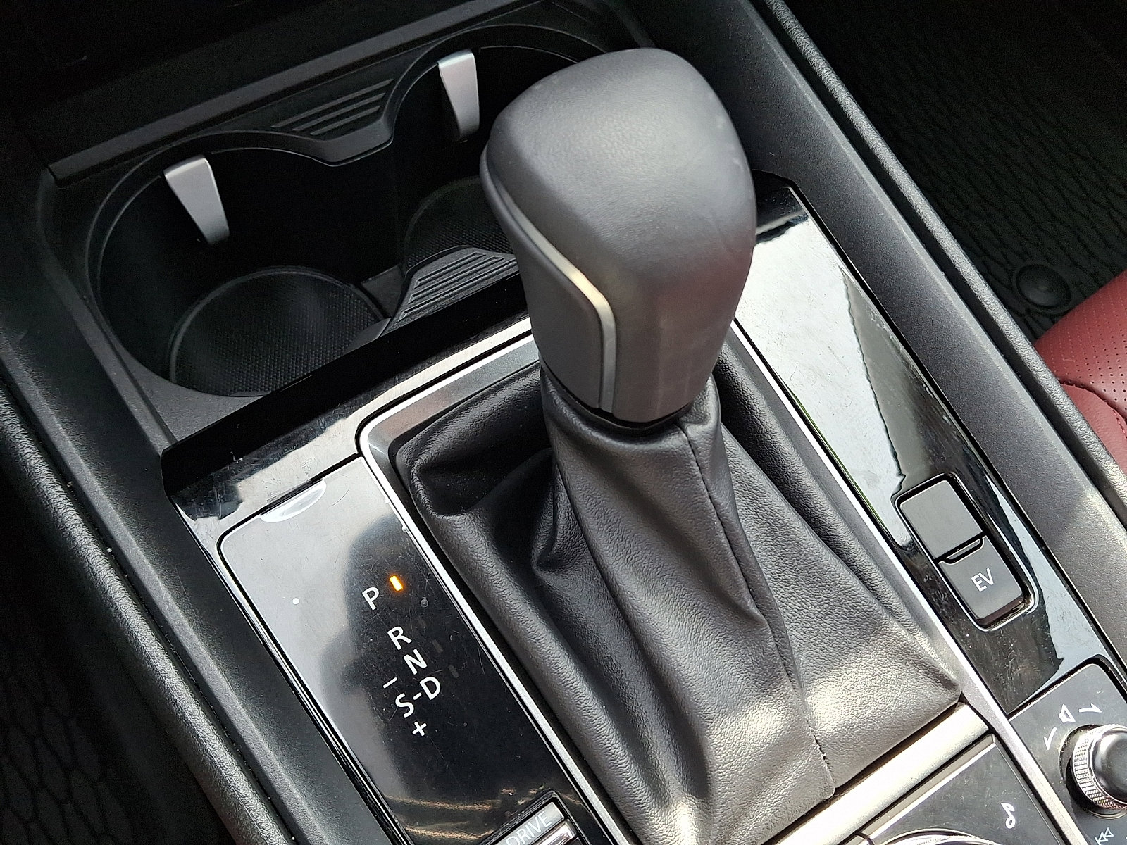 Used 2025 MAZDA CX-50 AWD 2.5 Hybrid w/ Weather Package image 15