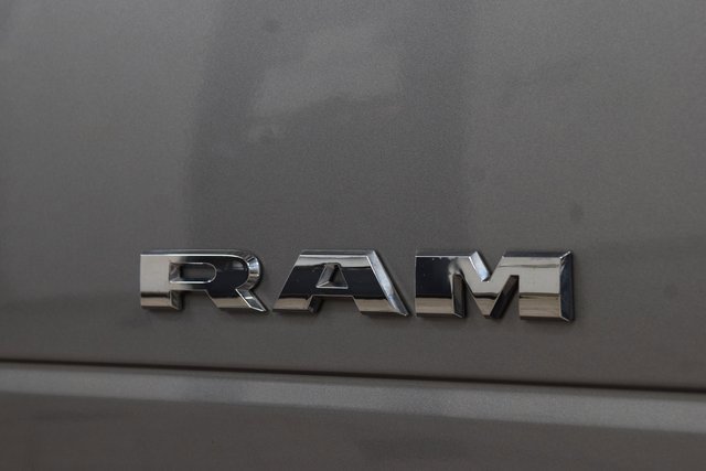 Used 2024 RAM 3500 Laramie image 18
