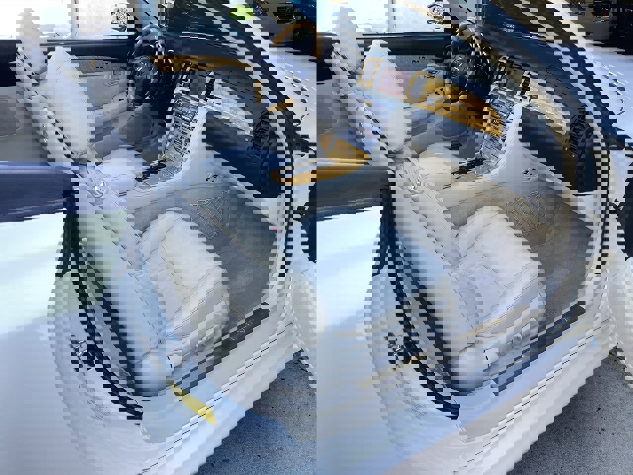 Used 2005 Lexus SC 430 Convertible image 17