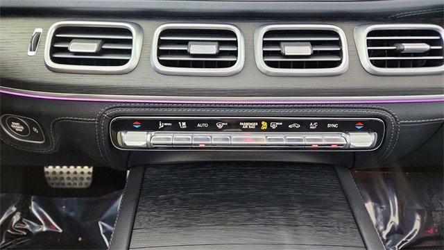 Used 2024 Mercedes-Benz GLS 450 4MATIC image 53