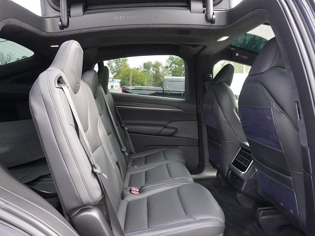 Used 2022 Tesla Model X image 42