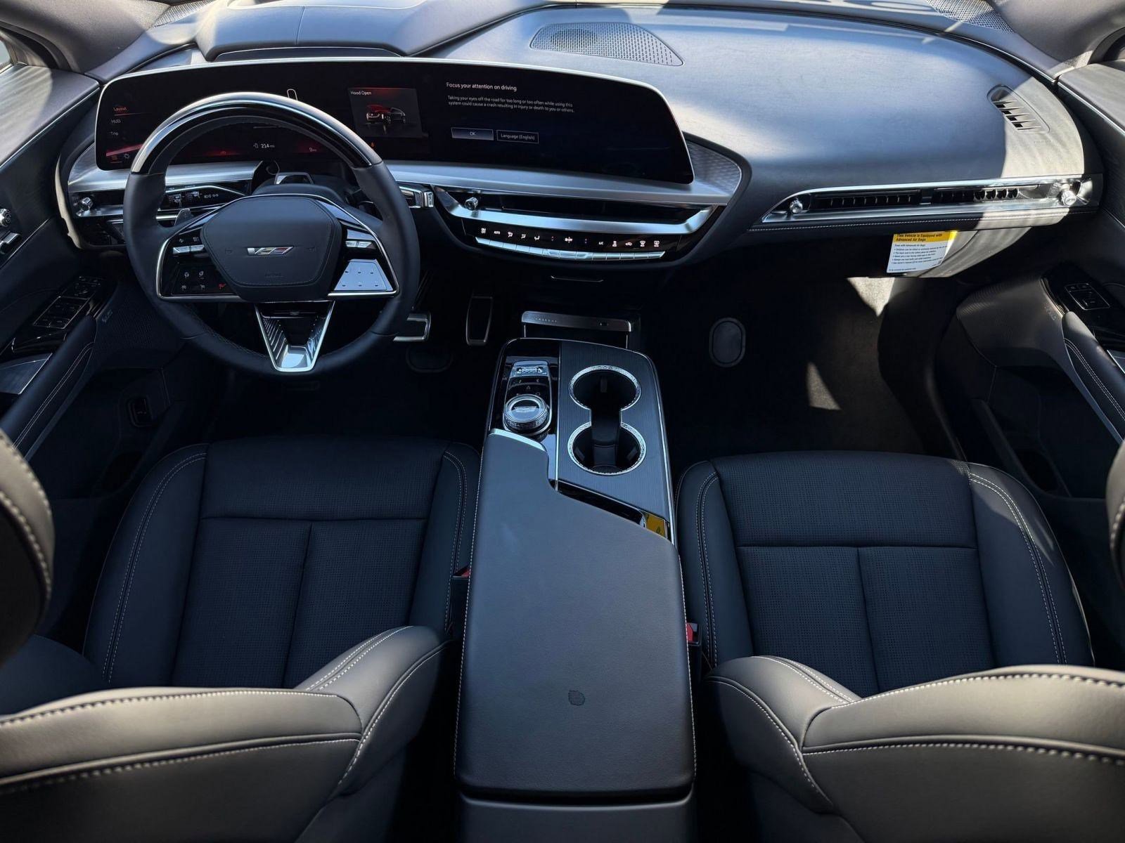 New 2026 Cadillac Lyriq V image 13