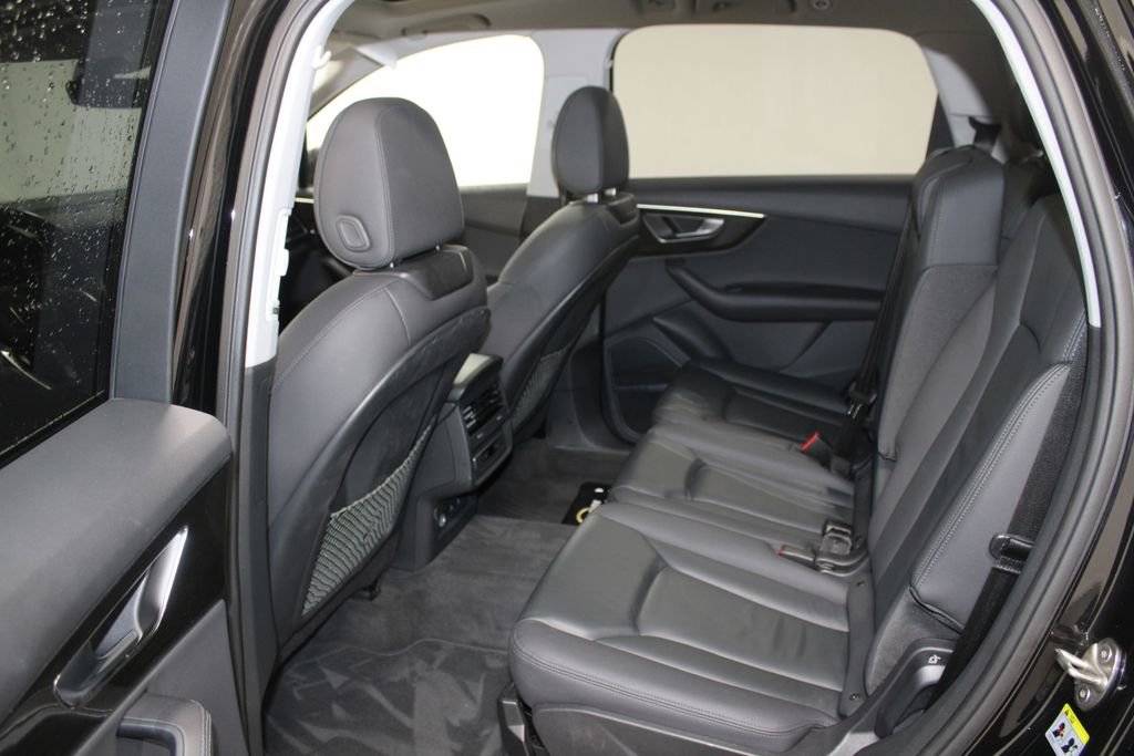Used 2023 Audi Q7 3.0T Premium Plus image 18