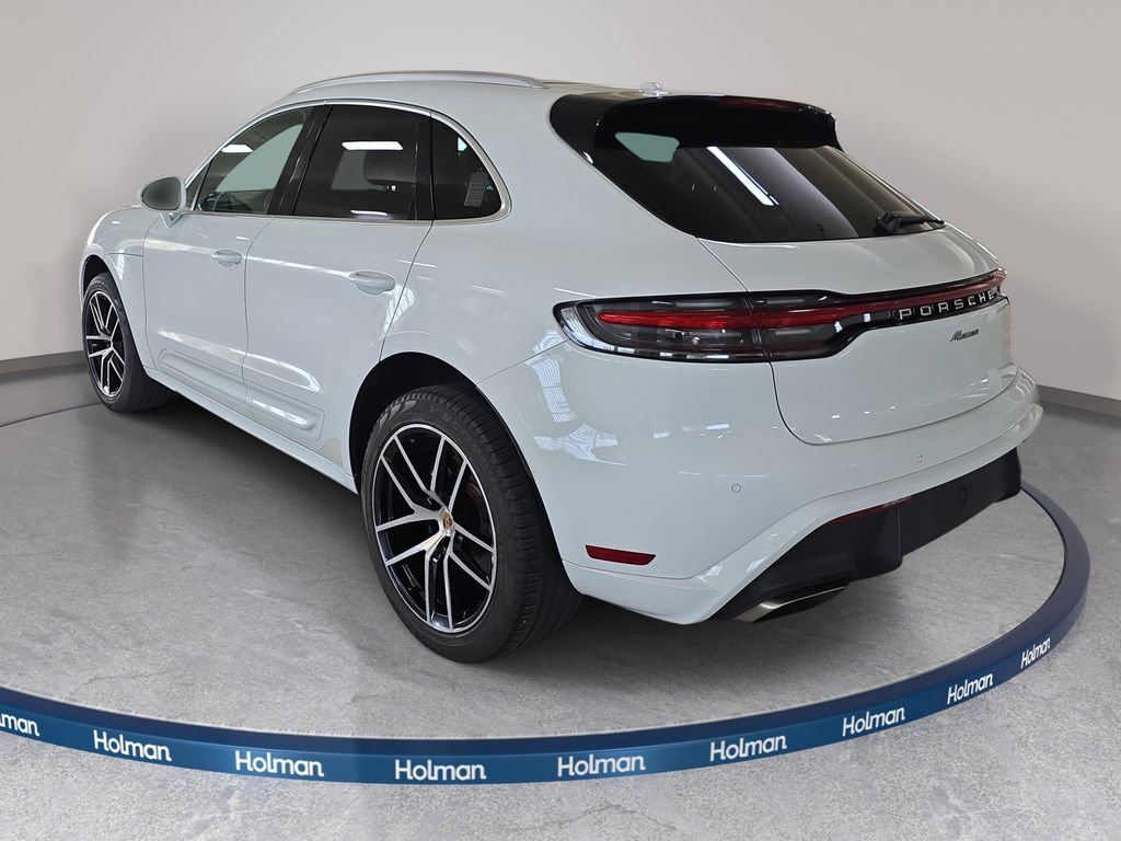 Used 2022 Porsche Macan AWD/4WD image 9