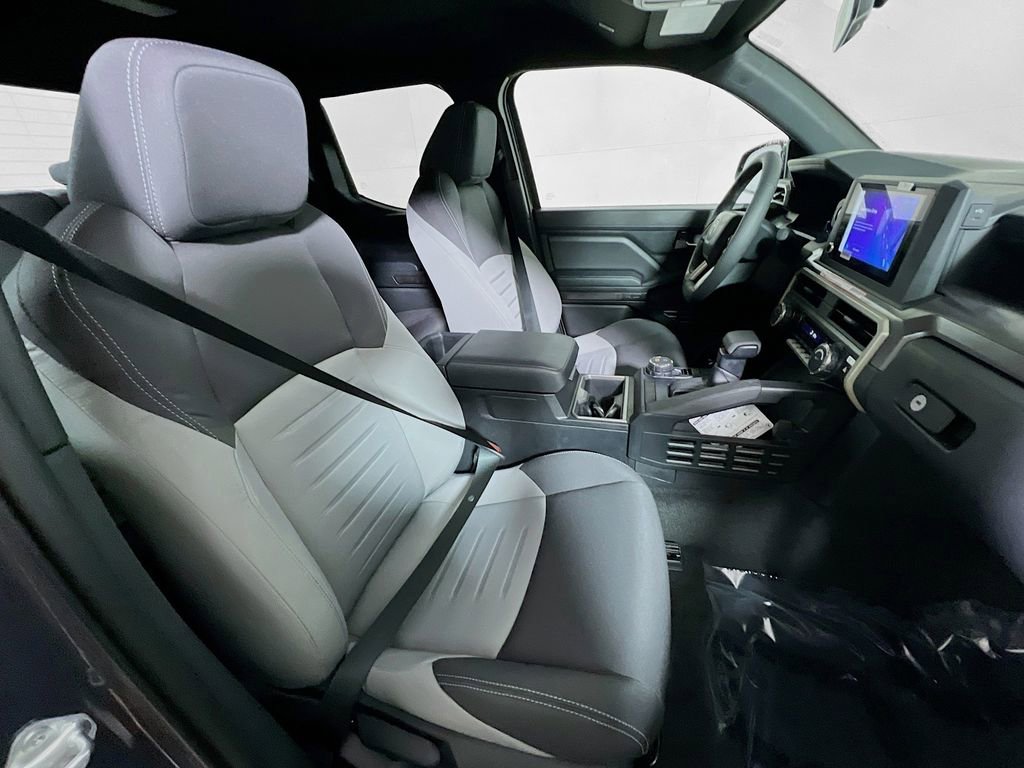 Certified 2025 Toyota Tacoma TRD Sport AWD/4WD image 25