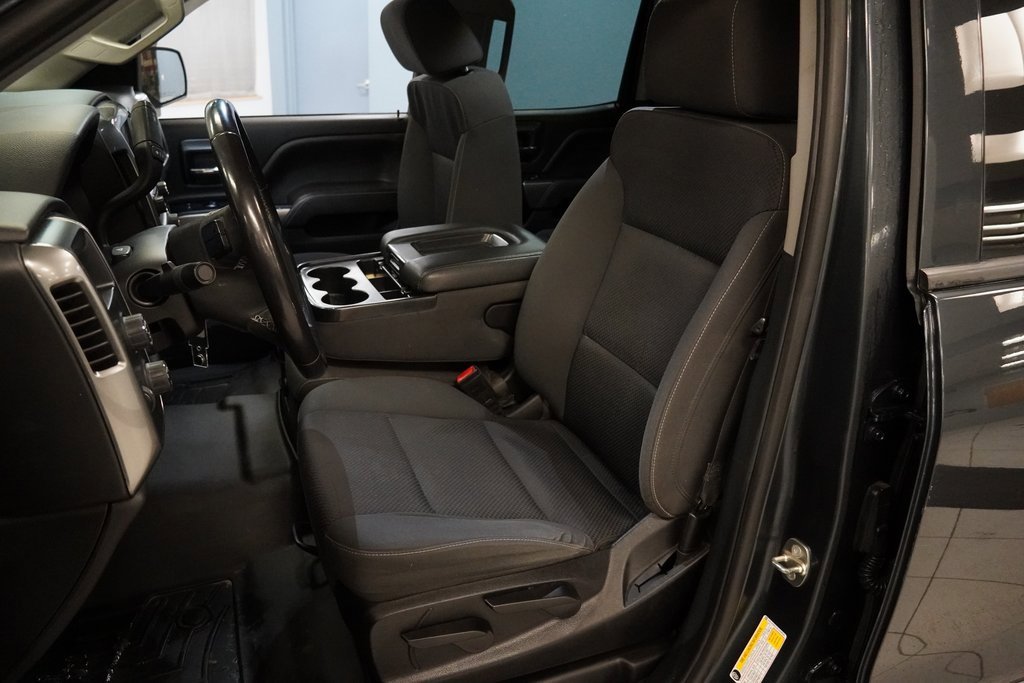 Used 2019 Chevrolet Silverado 1500 LT image 3