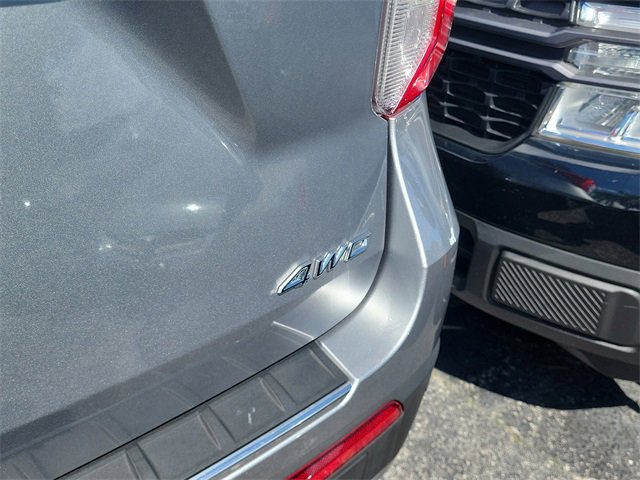Used 2023 Ford Explorer Platinum w/ Technology Package image 6