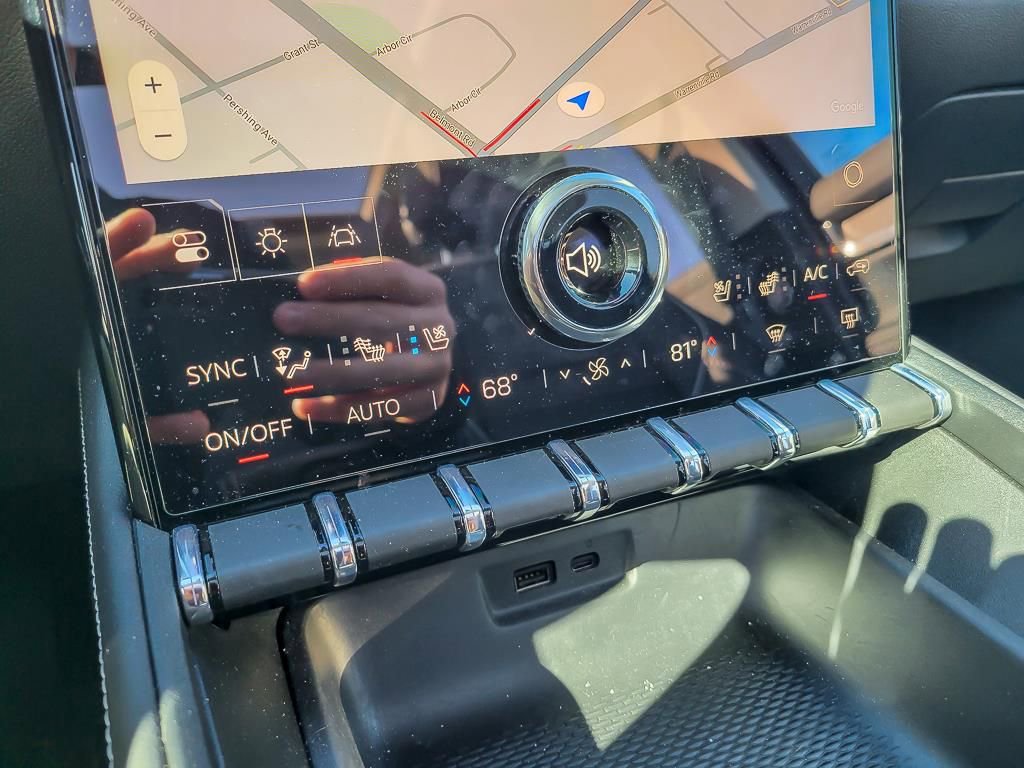 Used 2026 GMC Terrain Denali w/ LPO, Floor Liner Package image 16