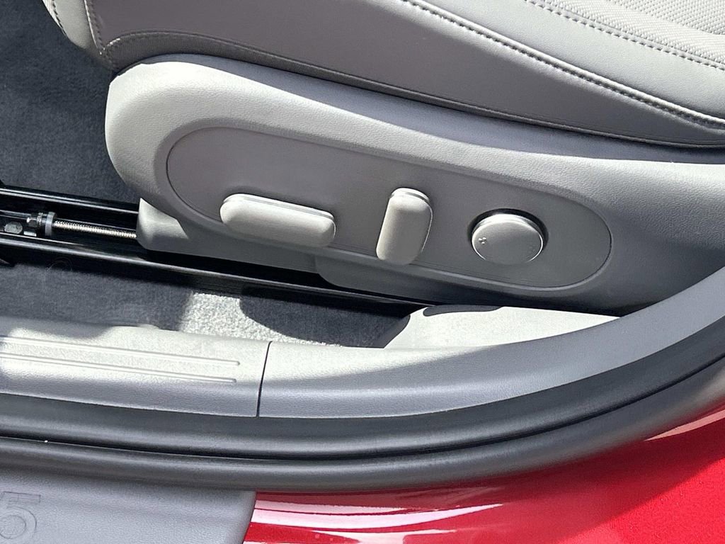 New 2026 Hyundai Ioniq 5 SEL AWD/4WD image 16