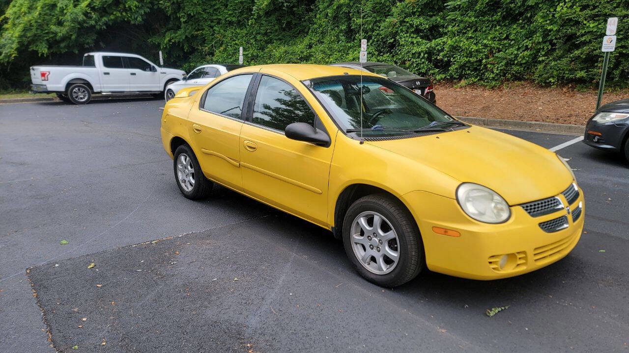 Used 2004 Dodge Neon SXT w/ Sport Appearance Group FWD image 3