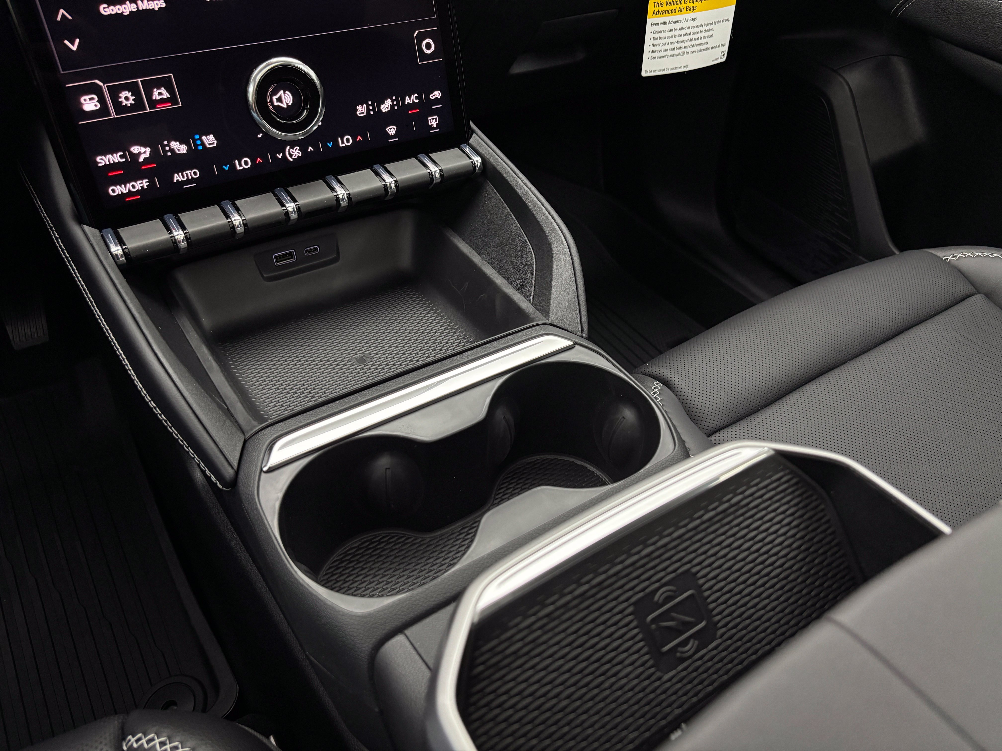 New 2027 GMC Terrain Denali w/ LPO, Floor Liner Package AWD/4WD image 31