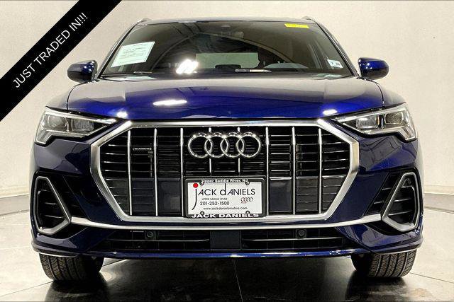 Certified 2023 Audi Q3 2.0T Premium w/ Convenience Package image 3