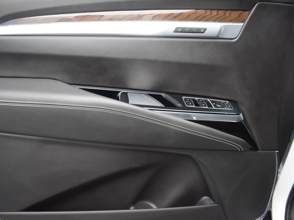 Certified 2025 Cadillac Escalade Sport Platinum image 12