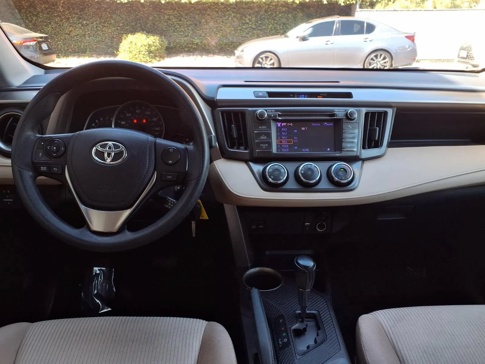 Used 2013 Toyota RAV4 LE FWD image 15