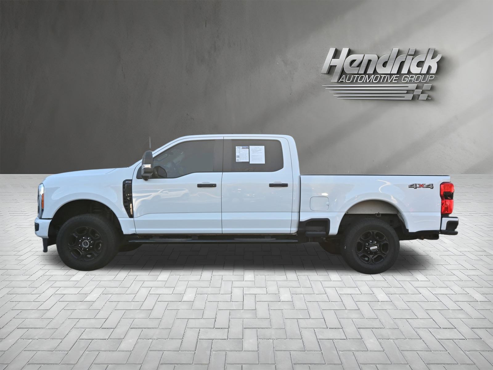 Used 2023 Ford F250 XL w/ STX Appearance Package image 6