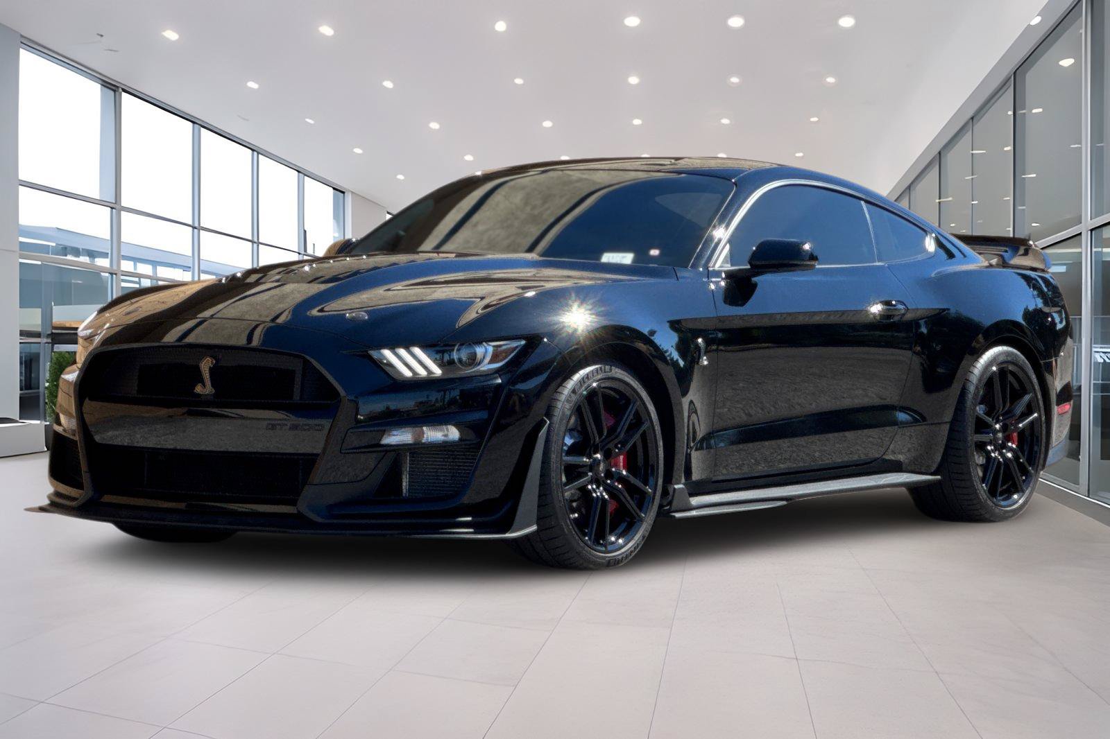 Used 2022 Ford Mustang Shelby GT500 w/ Technology Package RWD image 8