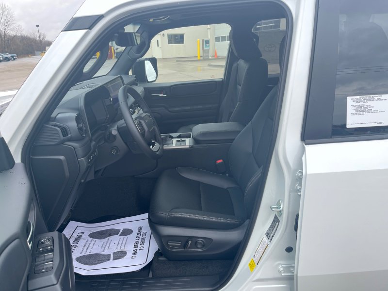 New 2026 Toyota Land Cruiser image 9