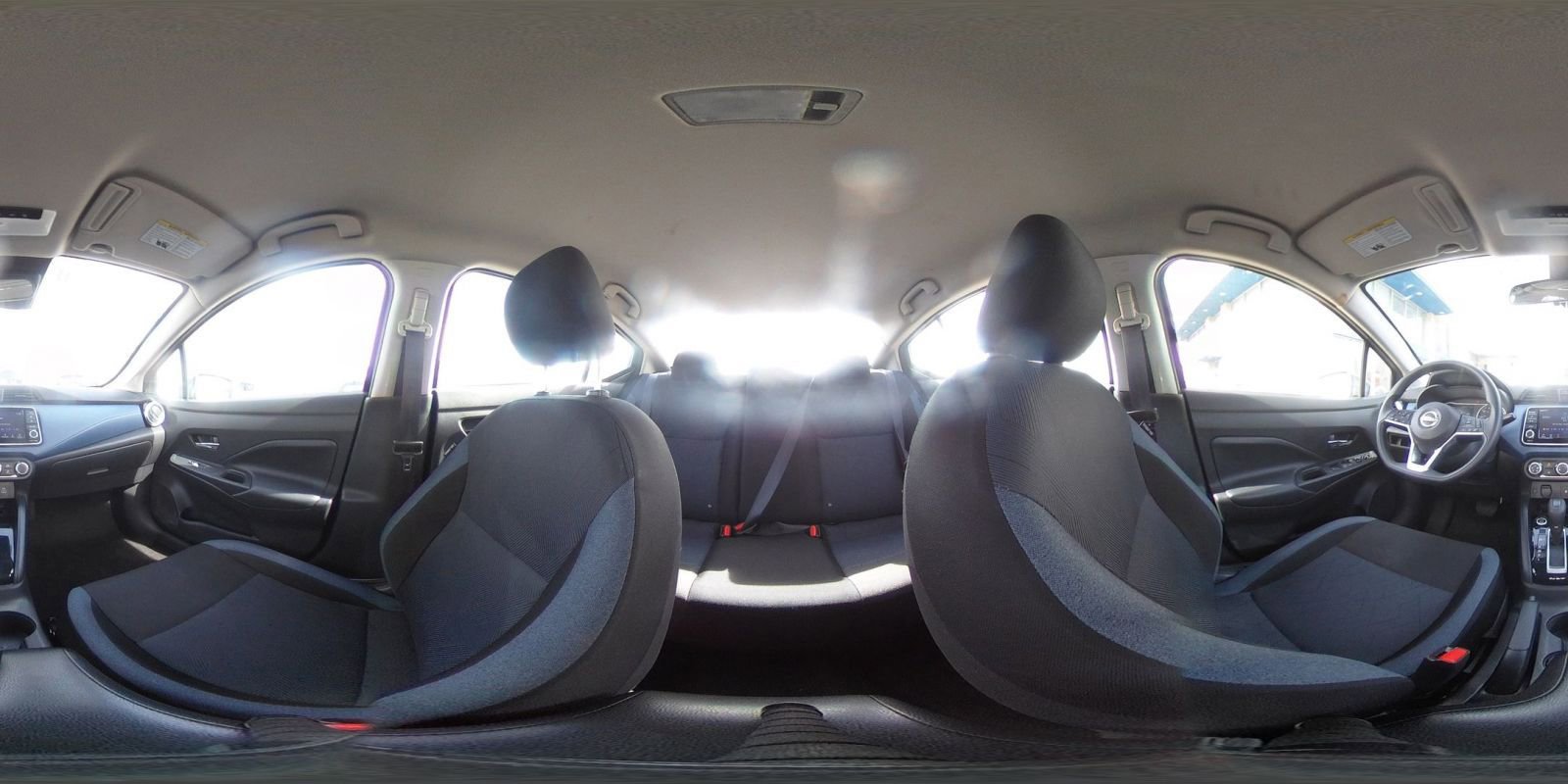 Used 2025 Nissan Versa SV image 40