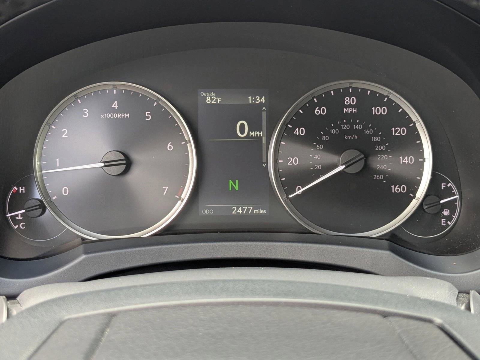 Used 2025 Lexus IS 350 F Sport RWD image 11