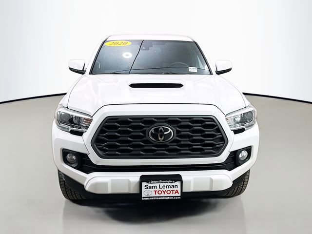 Used 2020 Toyota Tacoma TRD Sport RWD image 2