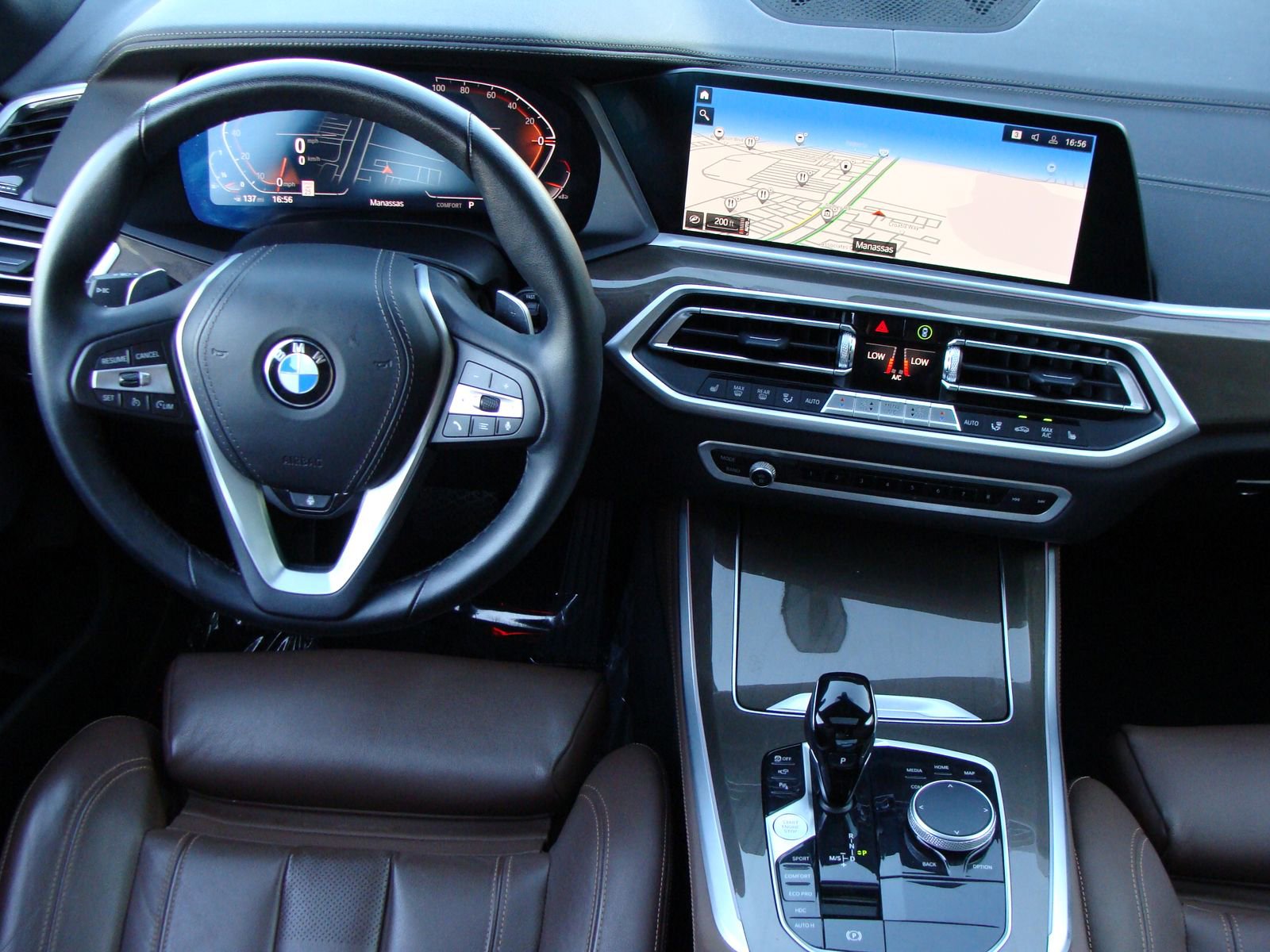 Used 2022 BMW X5 xDrive40i w/ Premium Package image 9