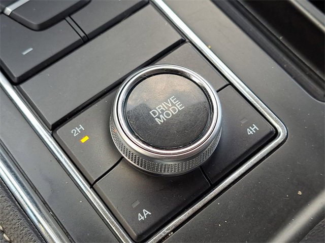 Used 2024 Ford Expedition XLT image 16