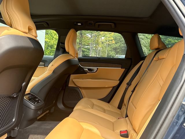Certified 2025 Volvo V90 B6 Cross Country Ultra AWD/4WD image 21