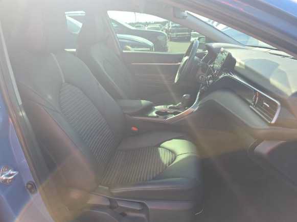 Used 2024 Toyota Camry SE FWD image 8