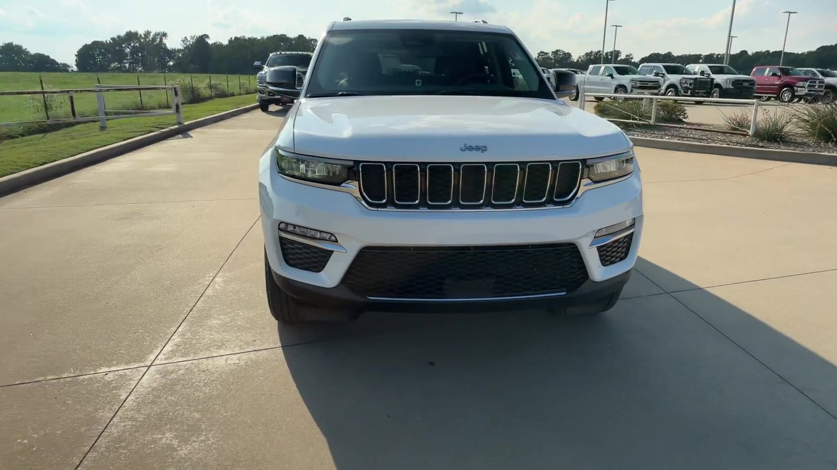 New 2023 Jeep Grand Cherokee 4WD 4xe image 3