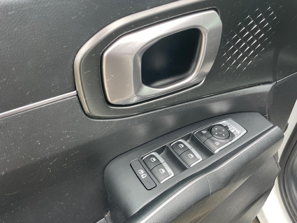 Used 2021 Kia Sorento EX FWD image 23