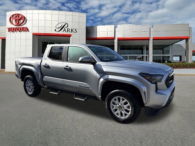 Used 2025 Toyota Tacoma SR5 image 1