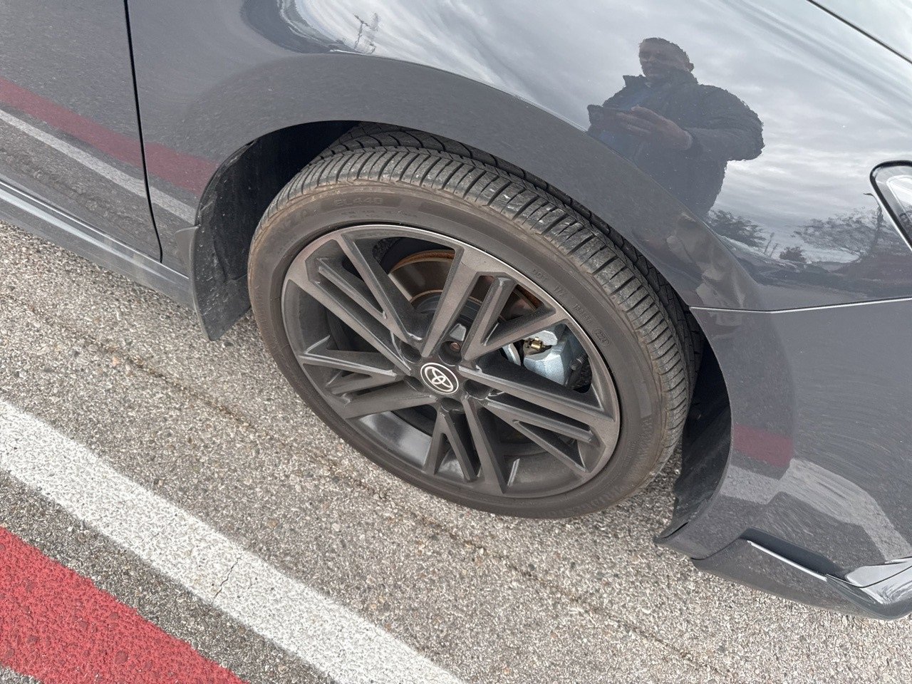 Used 2025 Toyota Camry XSE image 2