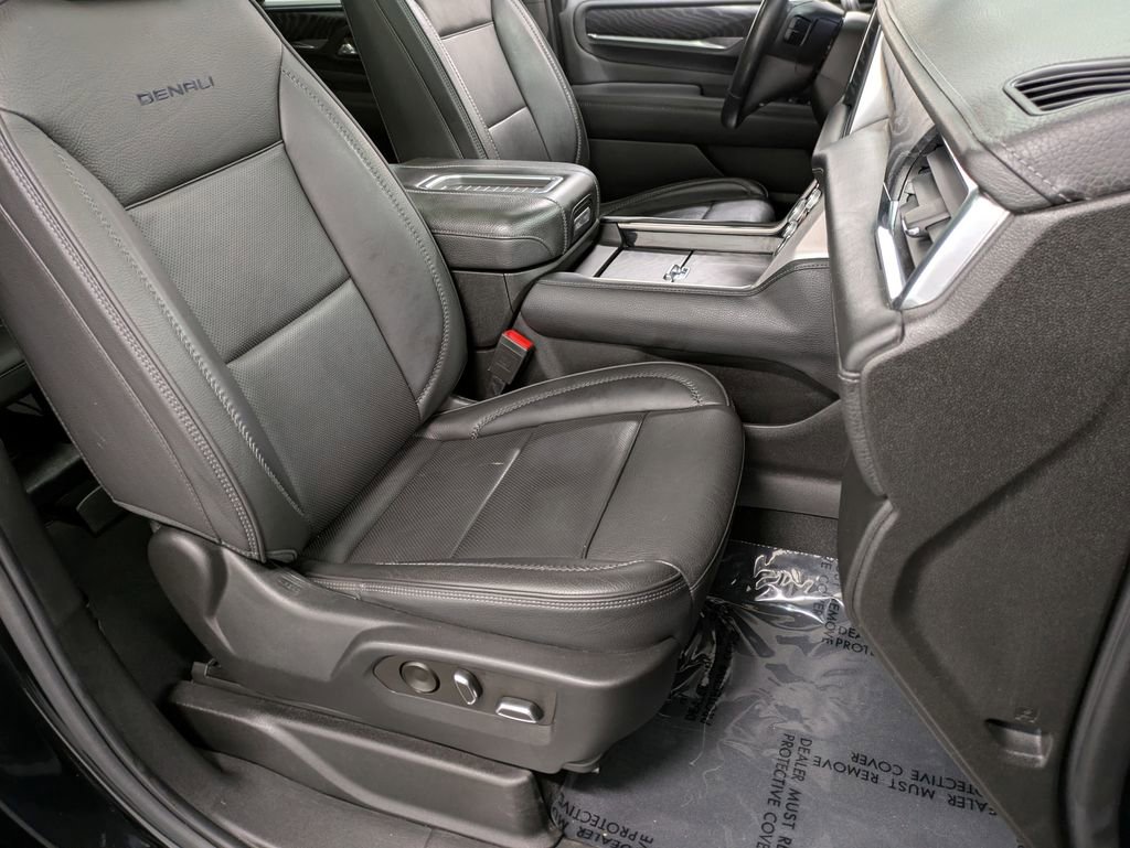Used 2022 GMC Yukon Denali AWD/4WD image 29