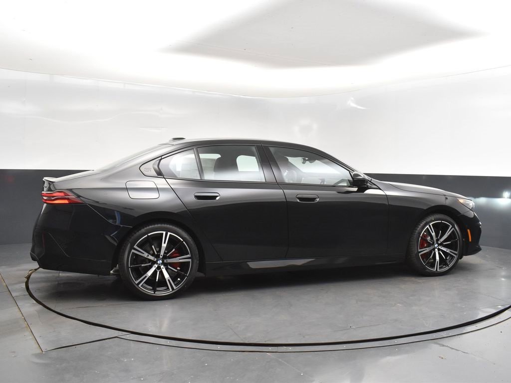 New 2026 BMW 530i w/ M Sport Package image 8