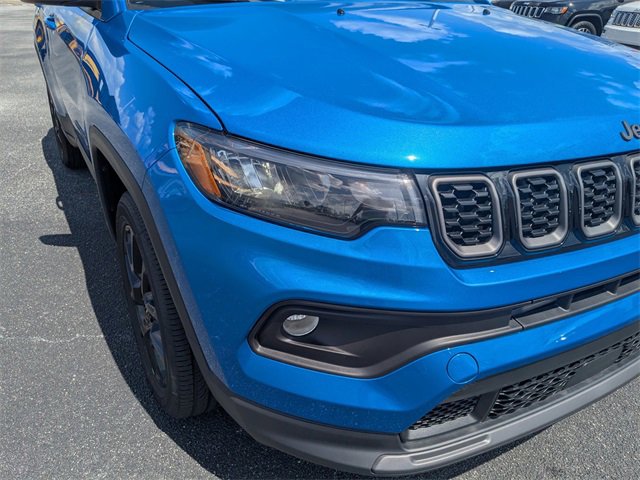 New 2025 Jeep Compass Latitude w/ Sun & Sound Group image 10