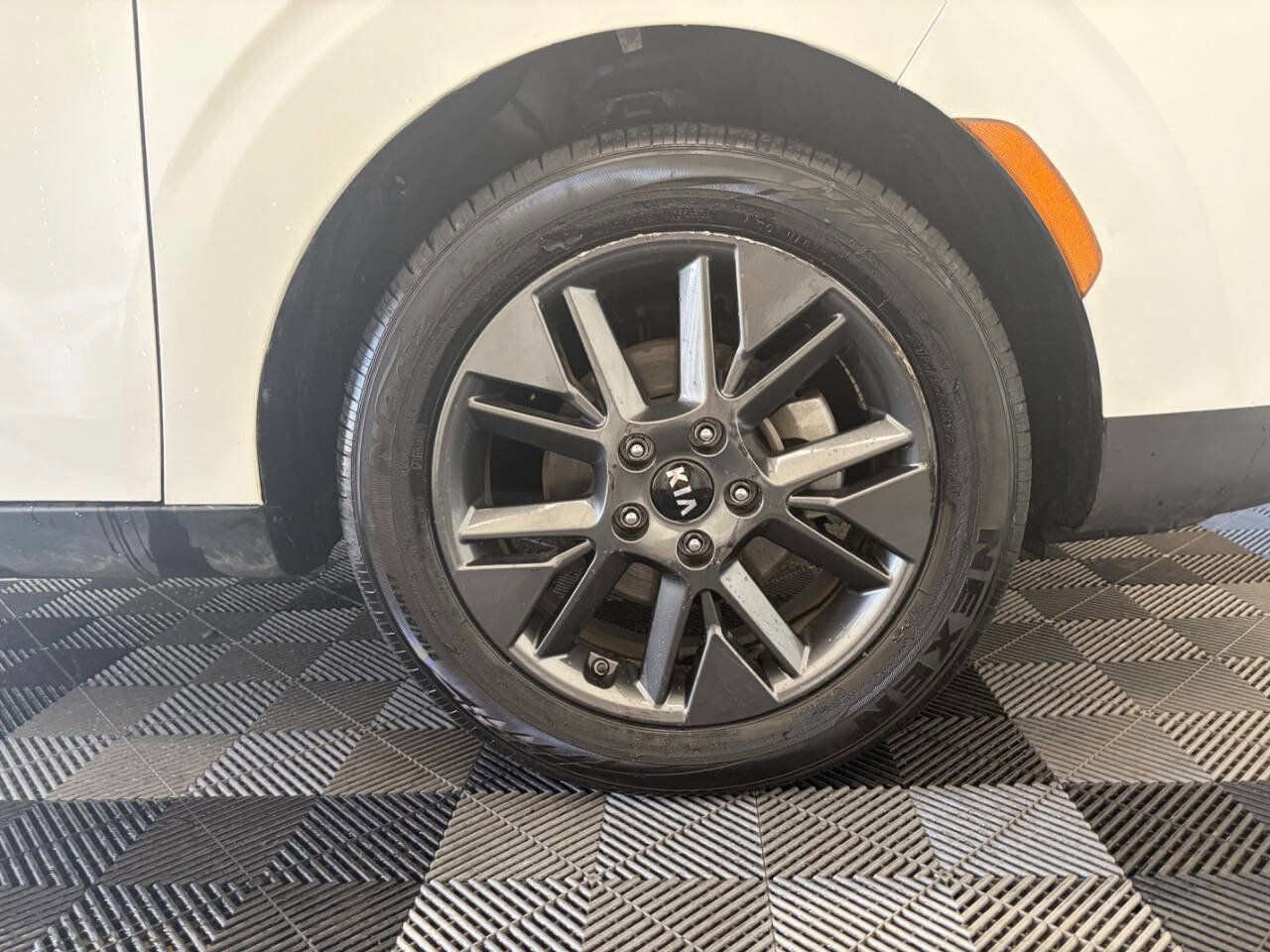 Used 2021 Kia Soul EX FWD image 27
