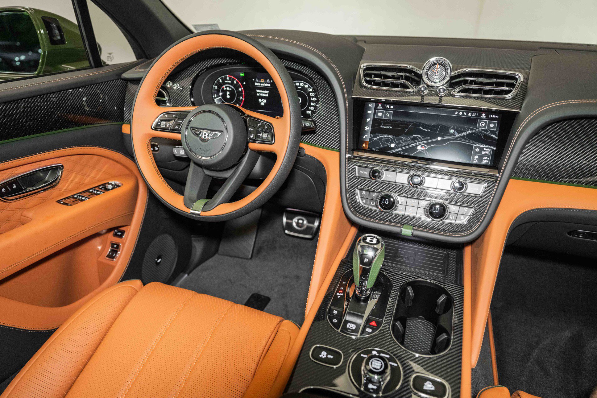 New 2024 Bentley Bentayga Extended Wheelbase image 29