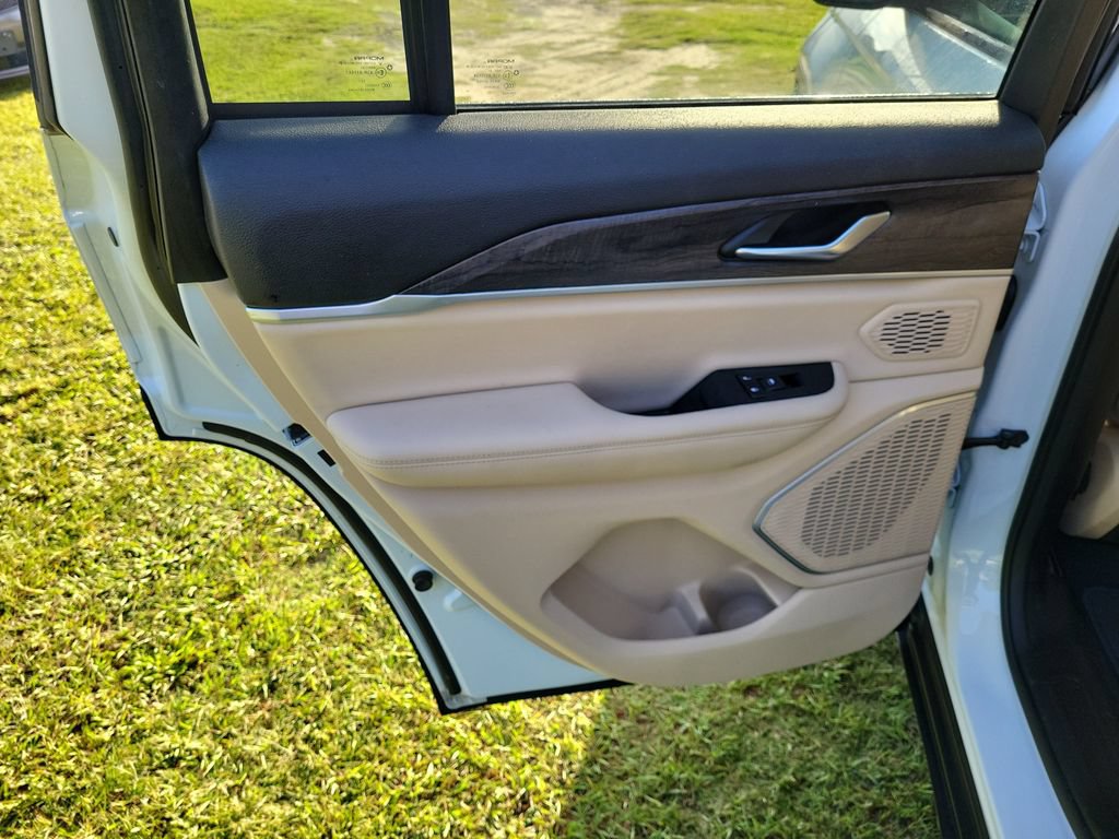 Used 2022 Jeep Grand Cherokee Limited RWD image 21