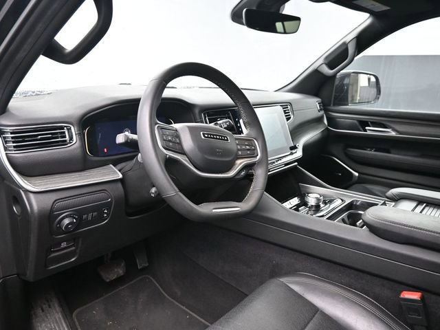 Used 2024 Jeep Wagoneer Series II AWD/4WD image 20